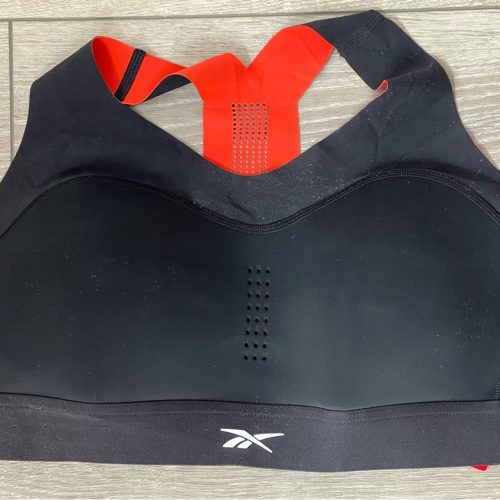 REEBOK PUREMOVE RACERBACK BLACK SPORTS BRA   SIZE LARGE NWT